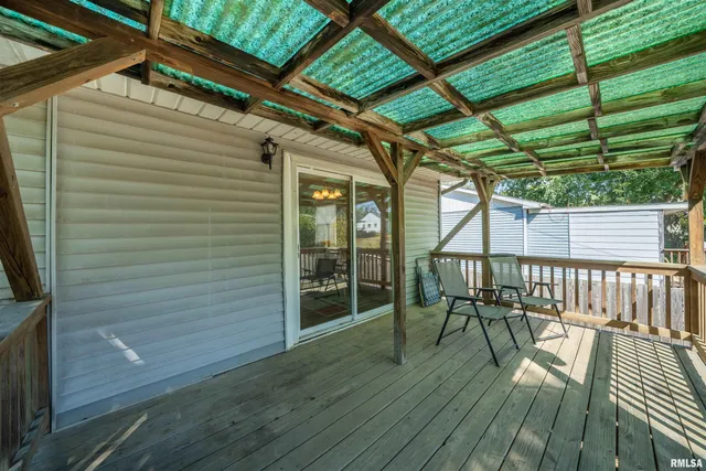 $150,000 | 109 Blossom Terrace, Washington, IL 61571