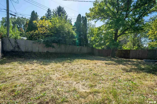 $150,000 | 109 Blossom Terrace, Washington, IL 61571