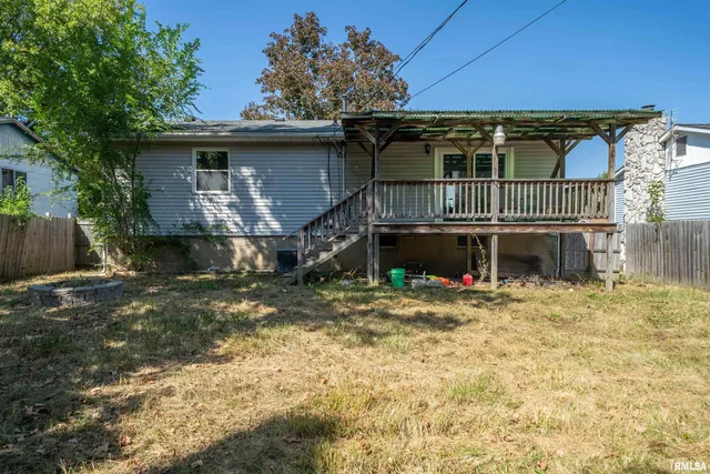 $150,000 | 109 Blossom Terrace, Washington, IL 61571