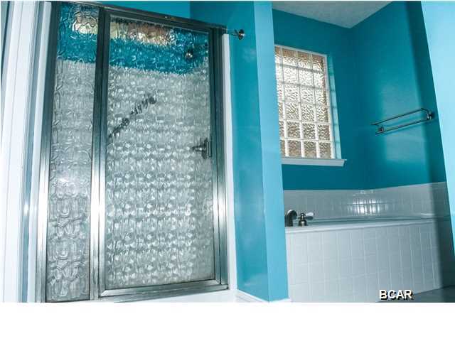 1245 Huntington Ridge Road Lynn Haven, FL 32444 - Photo 15 of 22 Gallery Image 15