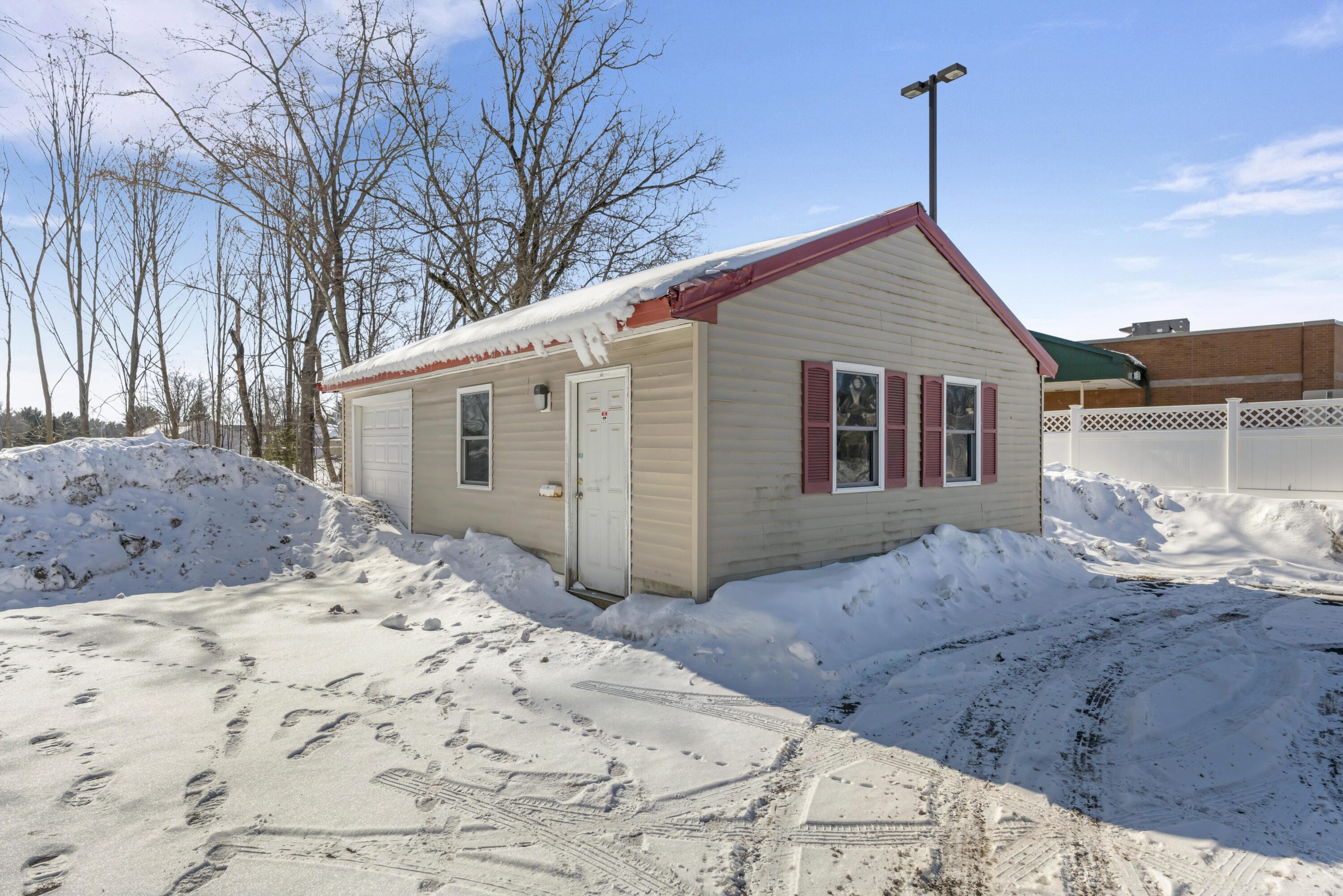 75 Tandberg Trail Windham, ME 04062 - Photo 5 of 27 _DSC3844