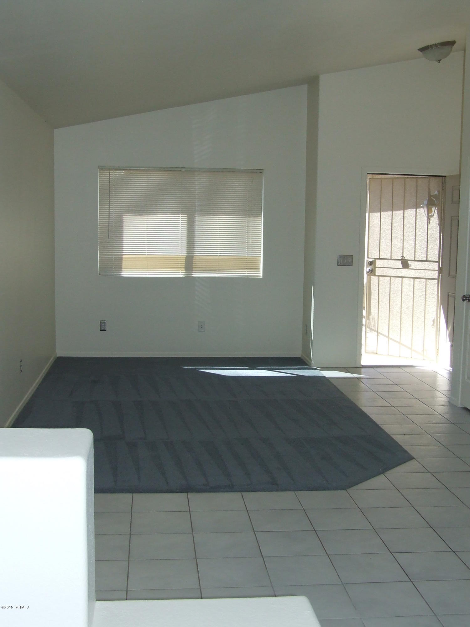 3721 South Sand Springs Road Tucson, AZ 85730 - Photo 3 of 21