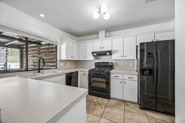 $2,400 | 1309 Warrington Drive, Austin, TX 78753