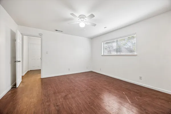 $2,400 | 1309 Warrington Drive, Austin, TX 78753