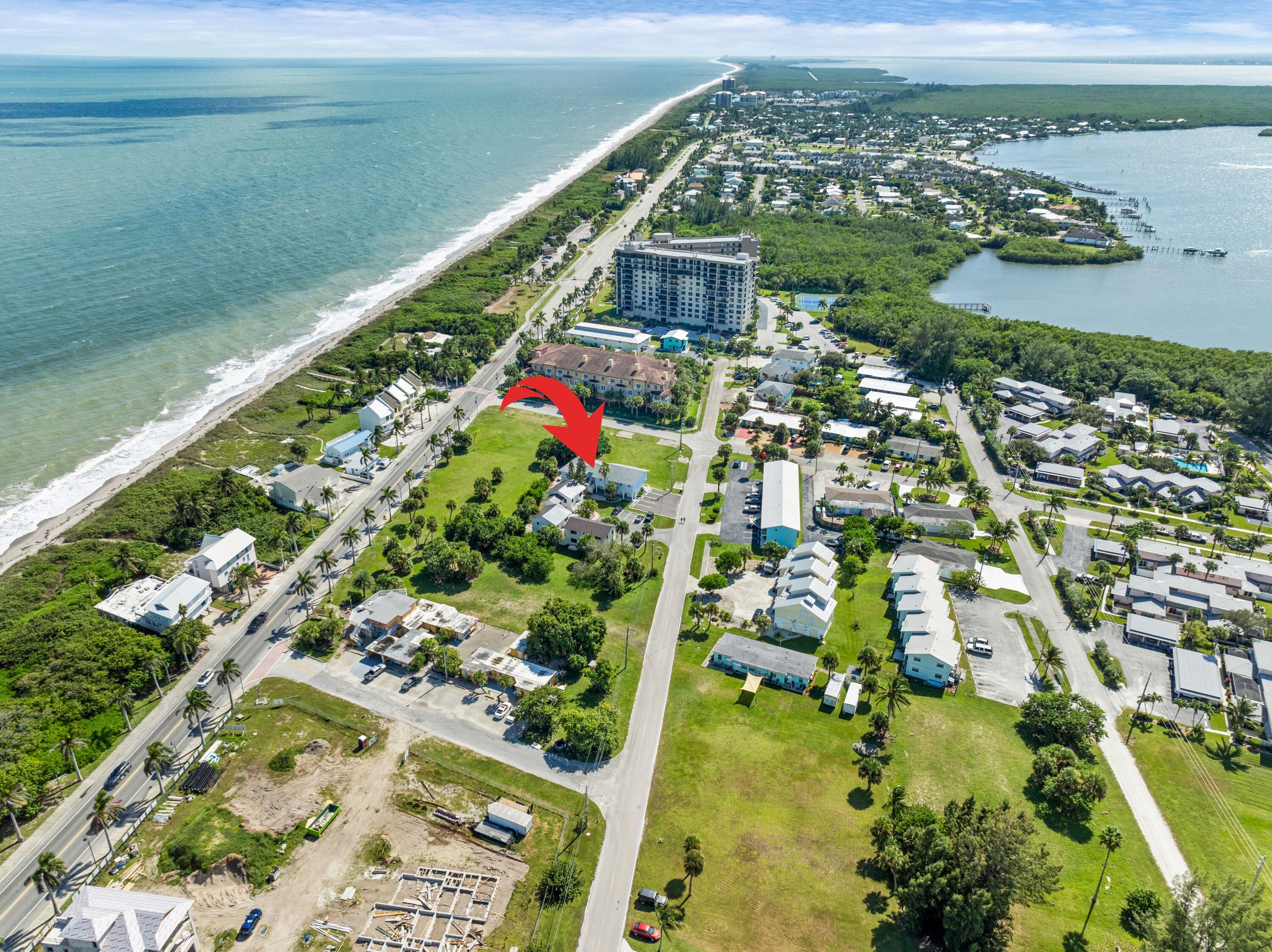 670 Hernando Street, Unit C Fort Pierce, FL 34949 - Photo 16 of 26 dfOLZZu4