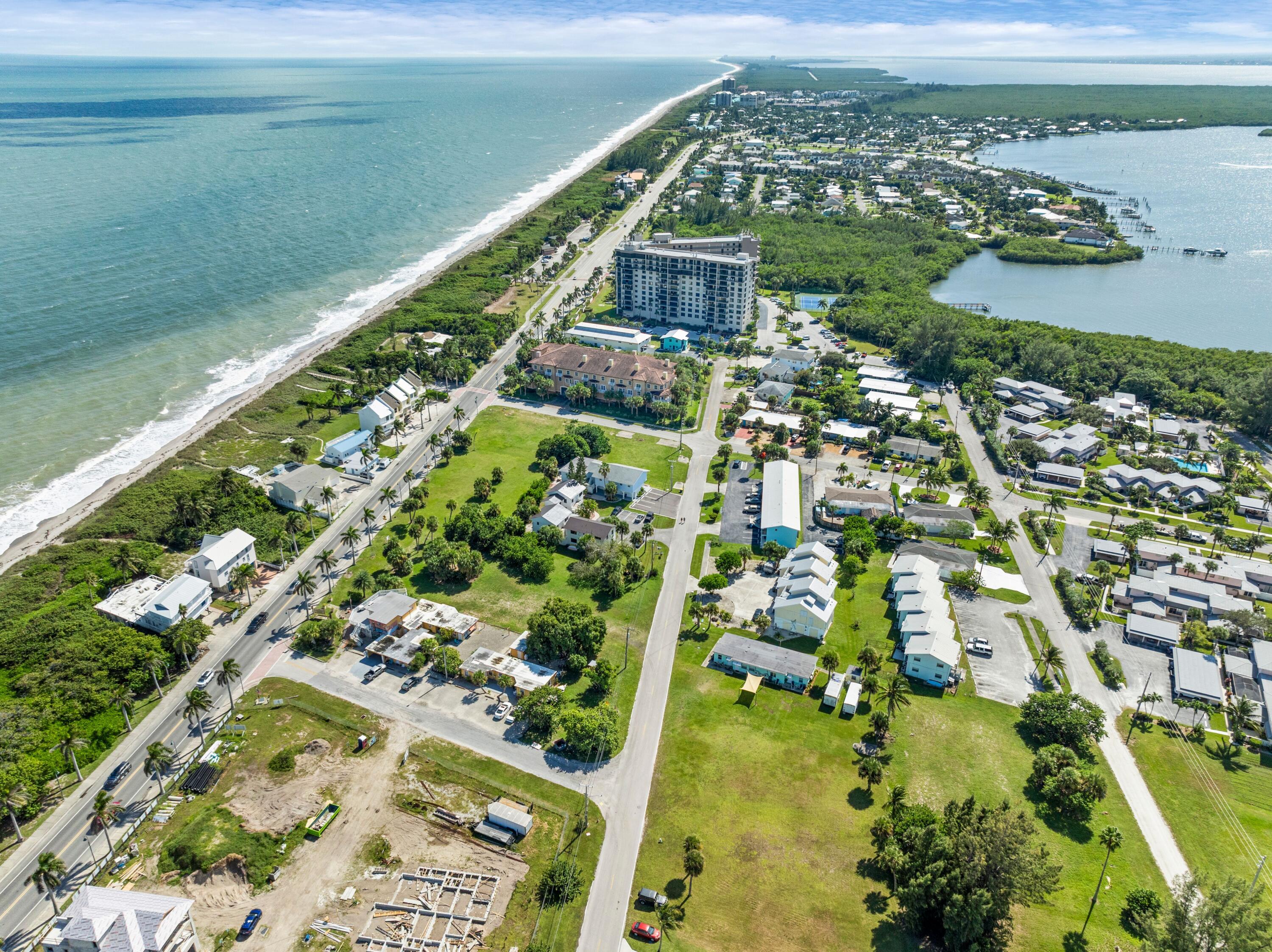 670 Hernando Street, Unit C Fort Pierce, FL 34949 - Photo 20 of 26 Rc2lIHq0