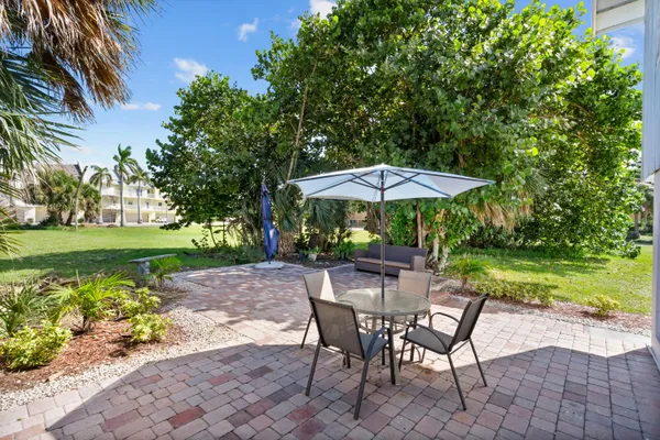 $2,350 | 670 Hernando Street, Unit C, Fort Pierce, FL 34949