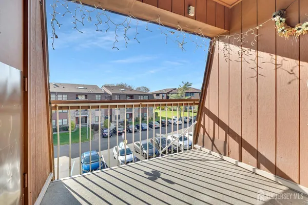 $2,400 | 275 Alpine Way, Unit 2753, Woodbridge, NJ 07095