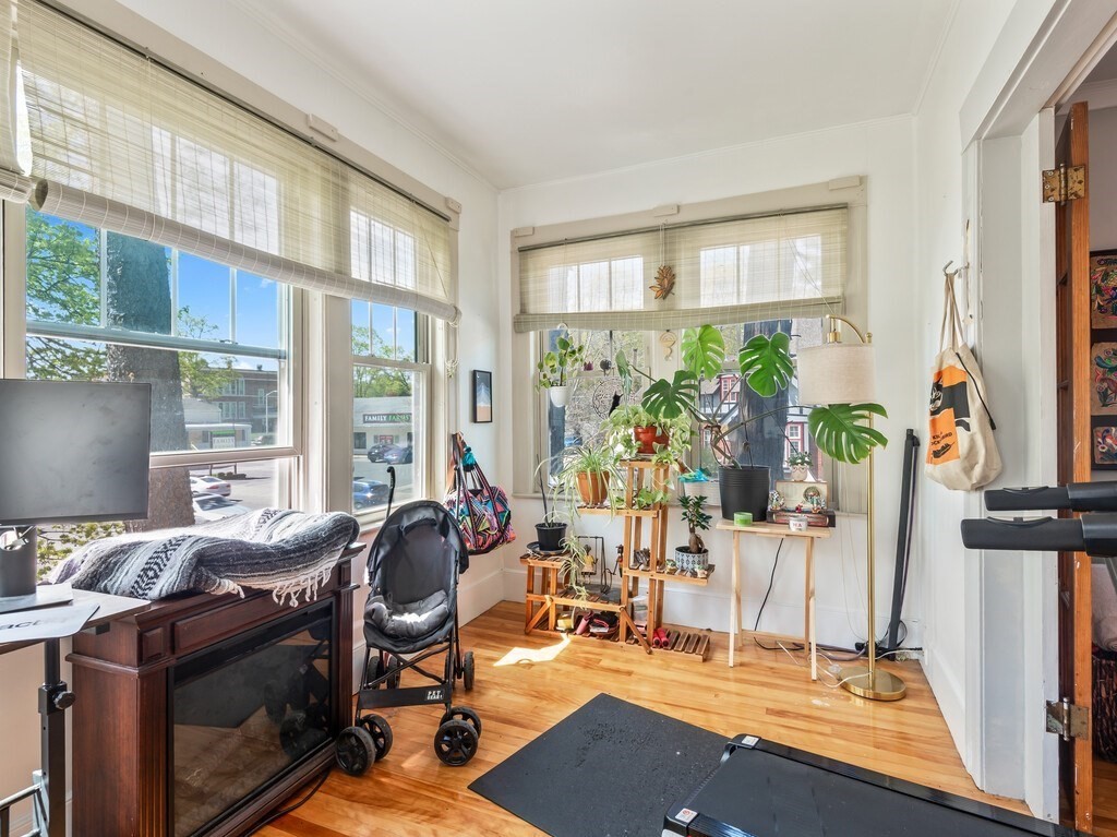 1066 Pleasant Street Worcester, MA 01602 - Photo 31 of 42