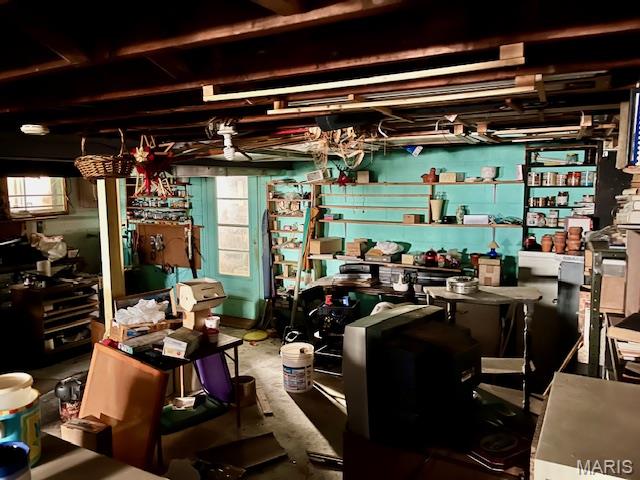 1908 Korando Avenue Overland, MO 63114 - Photo 18 of 25