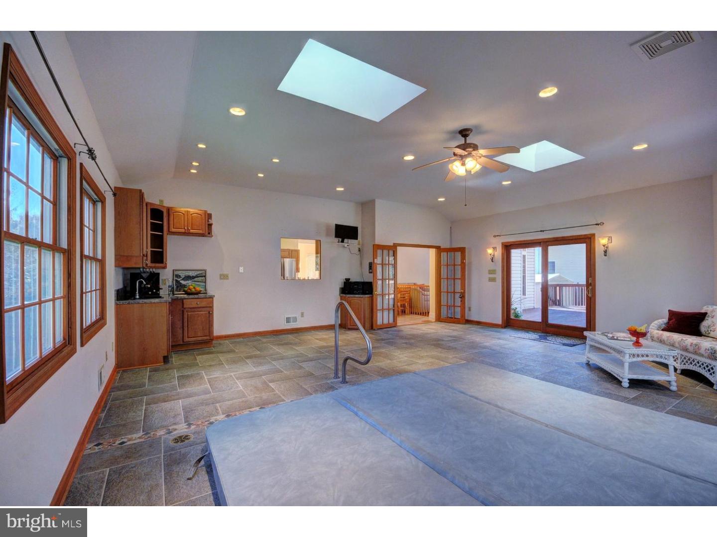 55 Putnam Road Monmouth Junction, NJ 08852 - Photo 14 of 25 Gallery Image 14