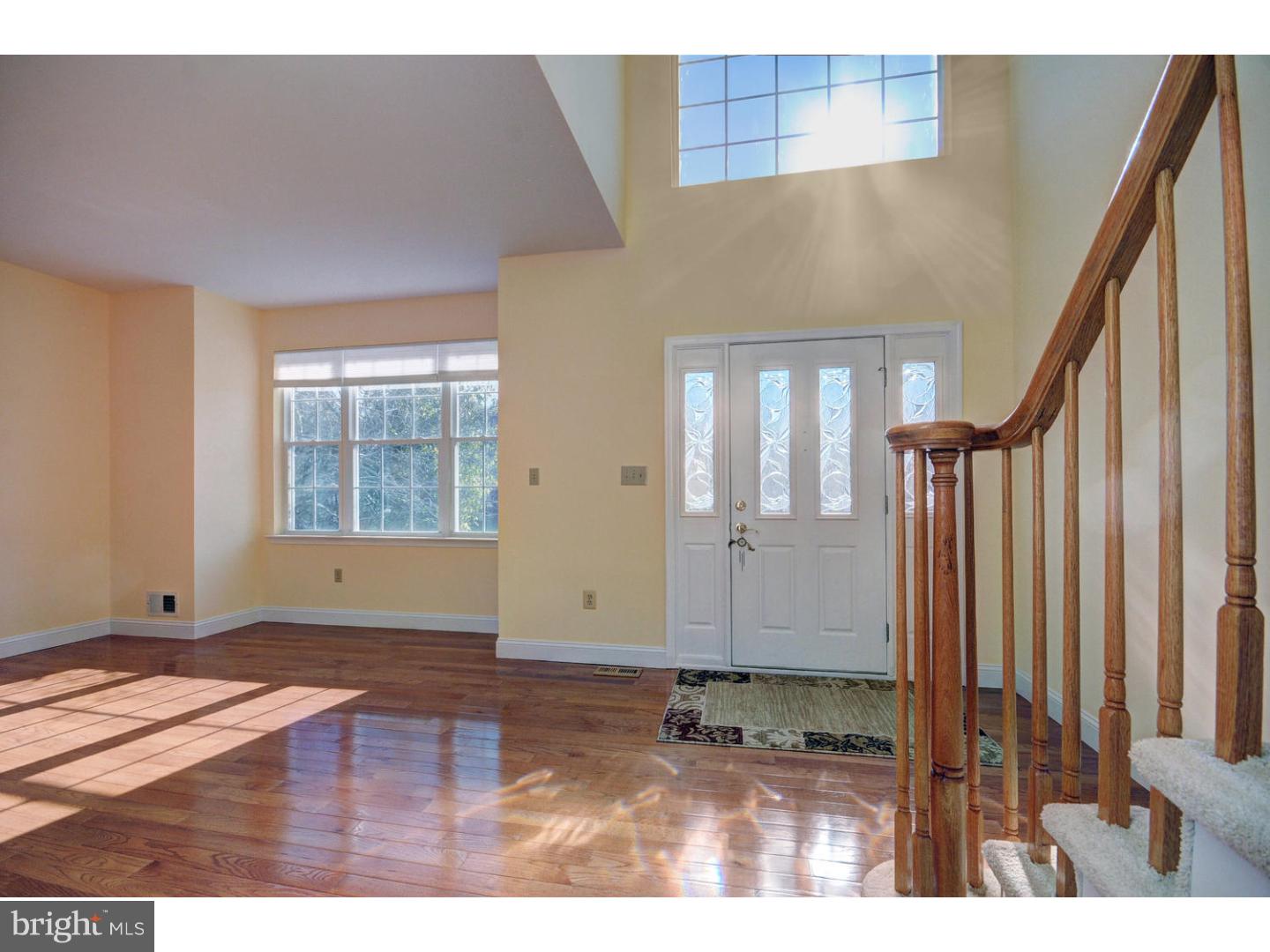 55 Putnam Road Monmouth Junction, NJ 08852 - Photo 2 of 25 Gallery Image 2