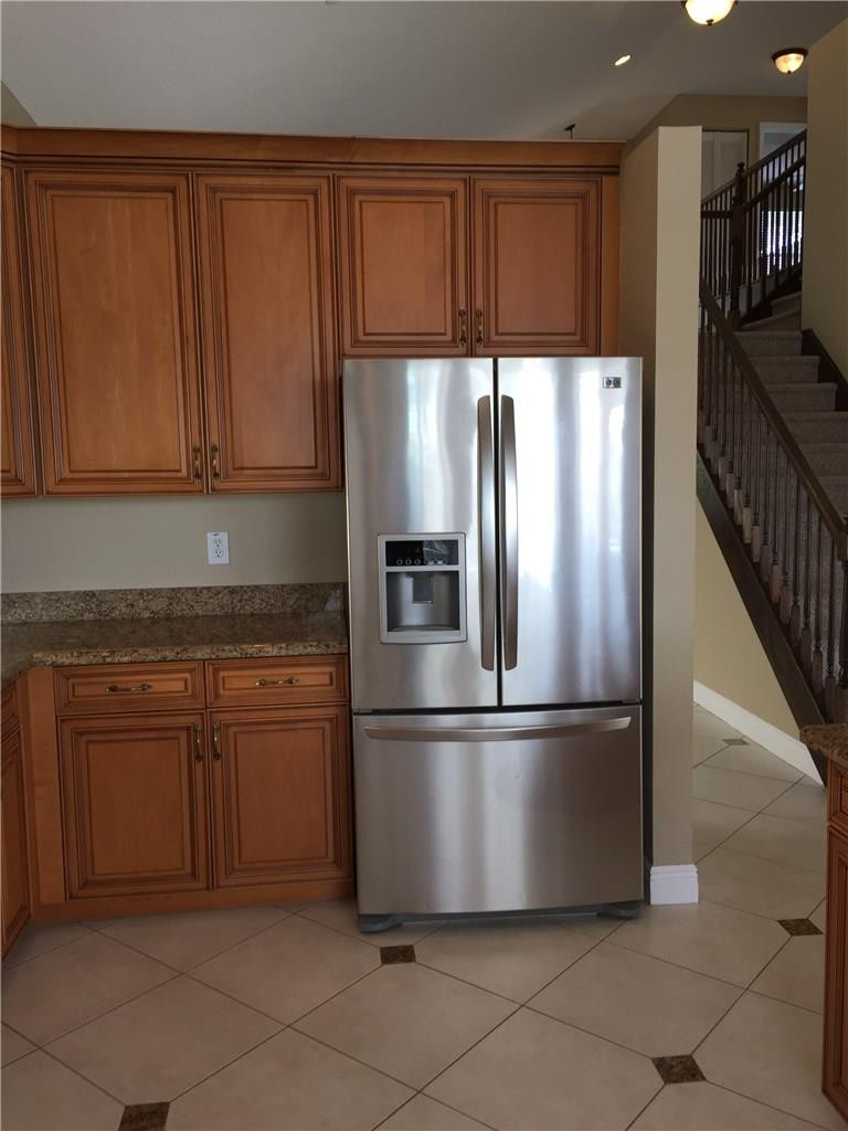 19107 Skyridge Circle Boca Raton, FL 33498 - Photo 10 of 31 Photo 10