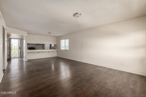 $879,000 | 17859 North 40th Street, Phoenix, AZ 85032