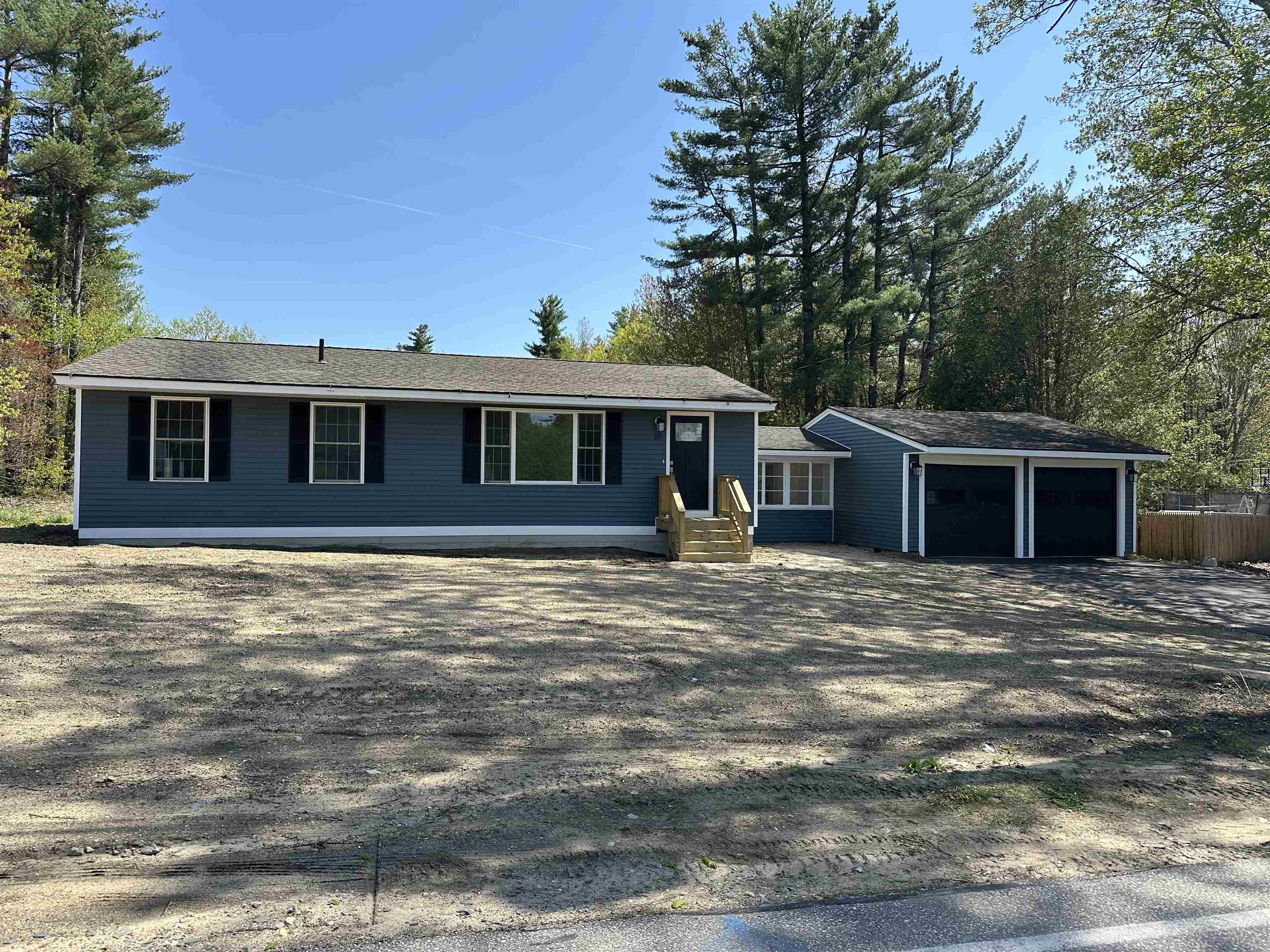 89 Autumn Street Rochester, NH 03868 - Photo 1 of 30