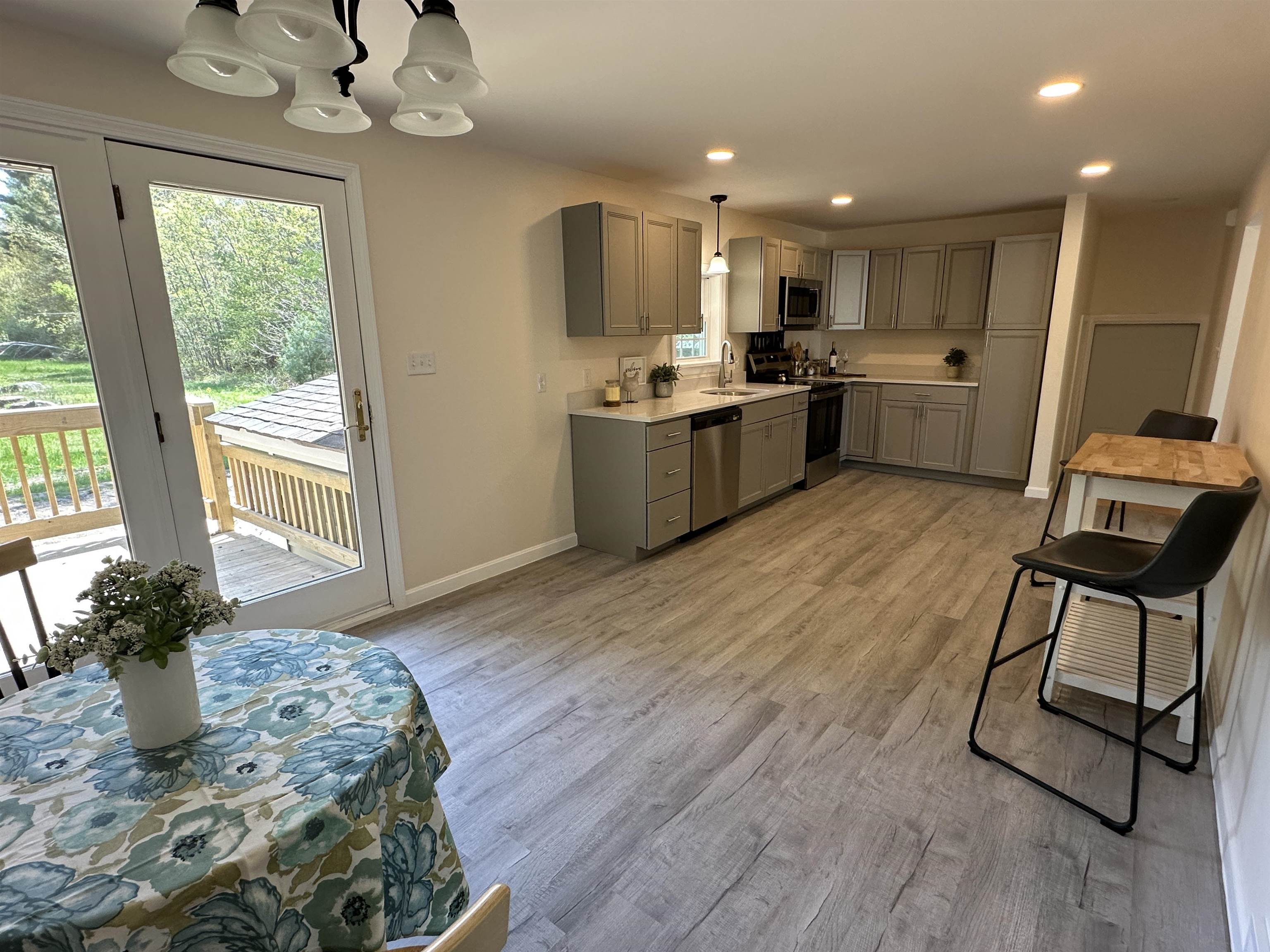 89 Autumn Street Rochester, NH 03868 - Photo 11 of 30