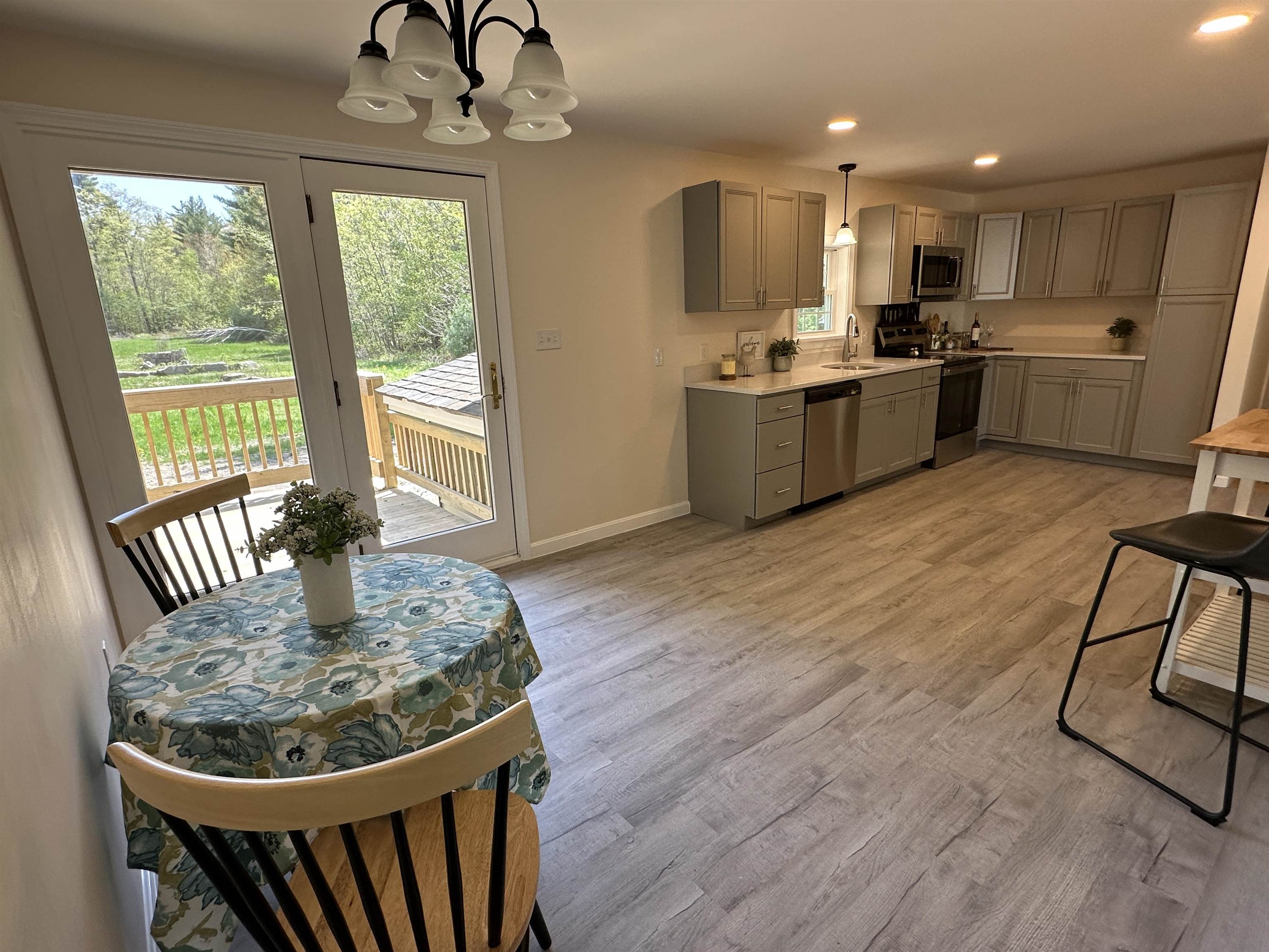 89 Autumn Street Rochester, NH 03868 - Photo 12 of 30
