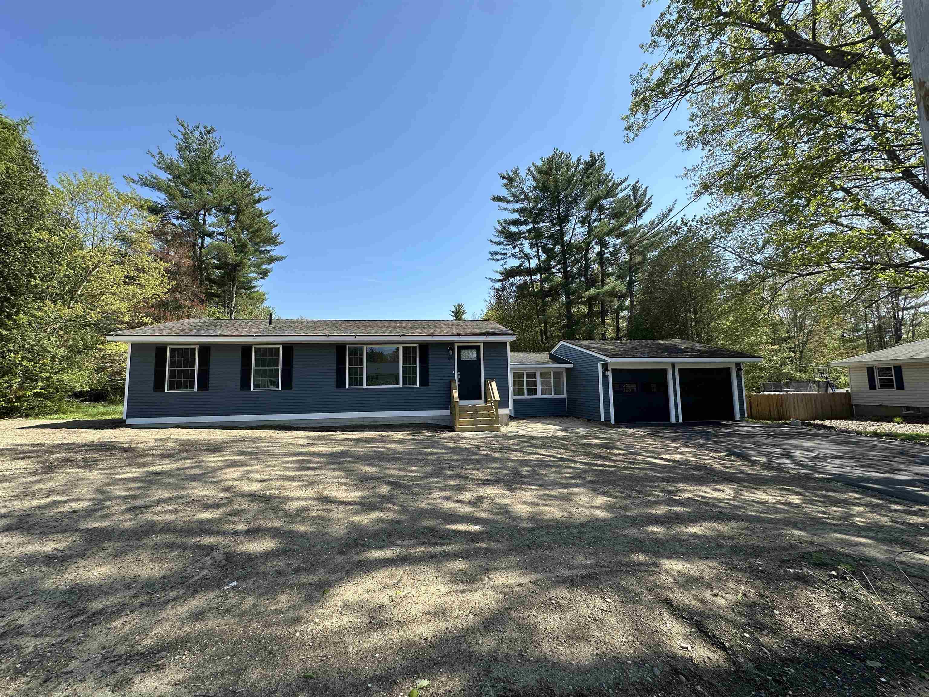 89 Autumn Street Rochester, NH 03868 - Photo 4 of 30
