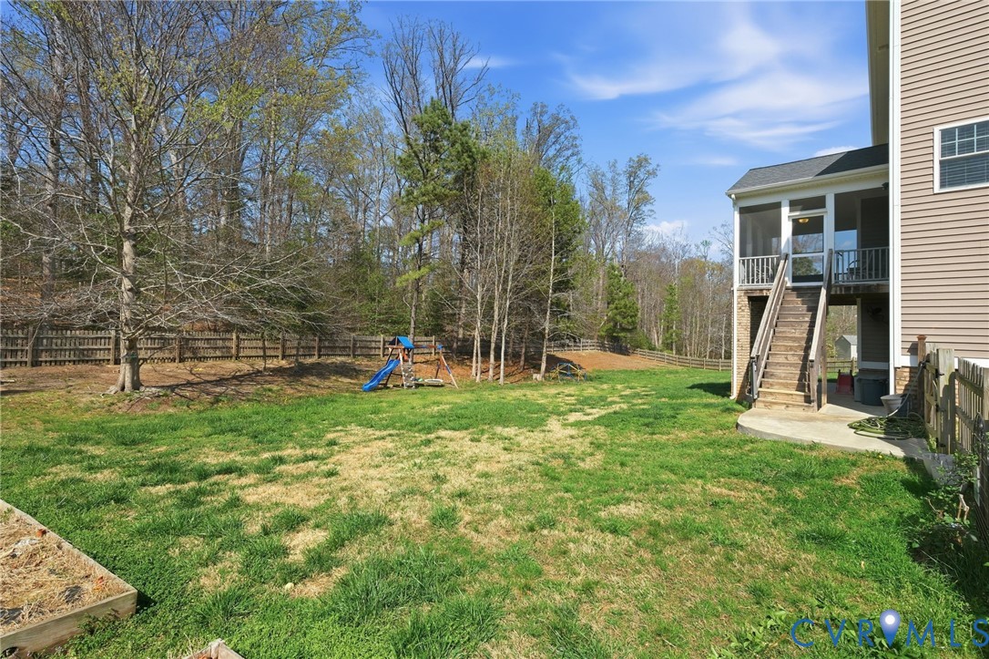 605 Carldan Road Richmond, VA 23227 - Photo 34 of 38 a view of a park with a slide