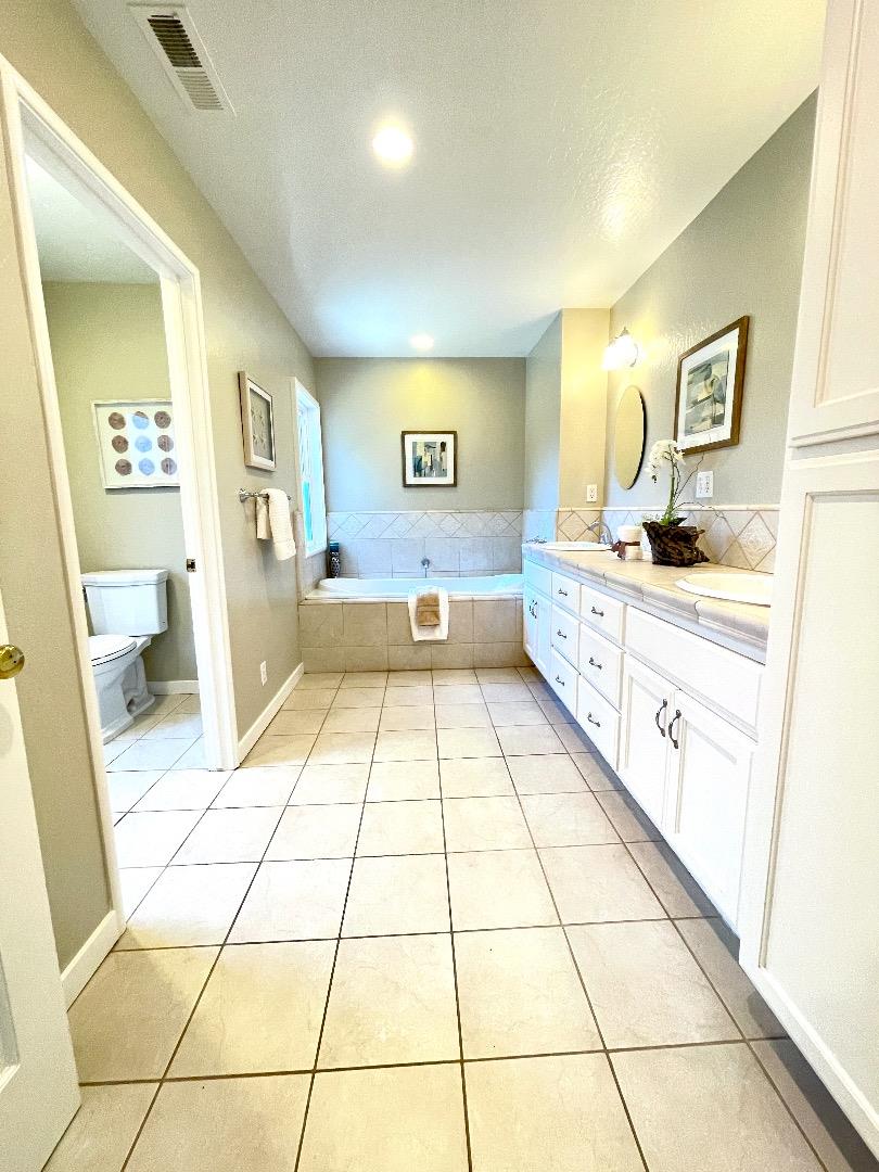 2516 Bailey Avenue San Jose, CA 95128 - Photo 19 of 54