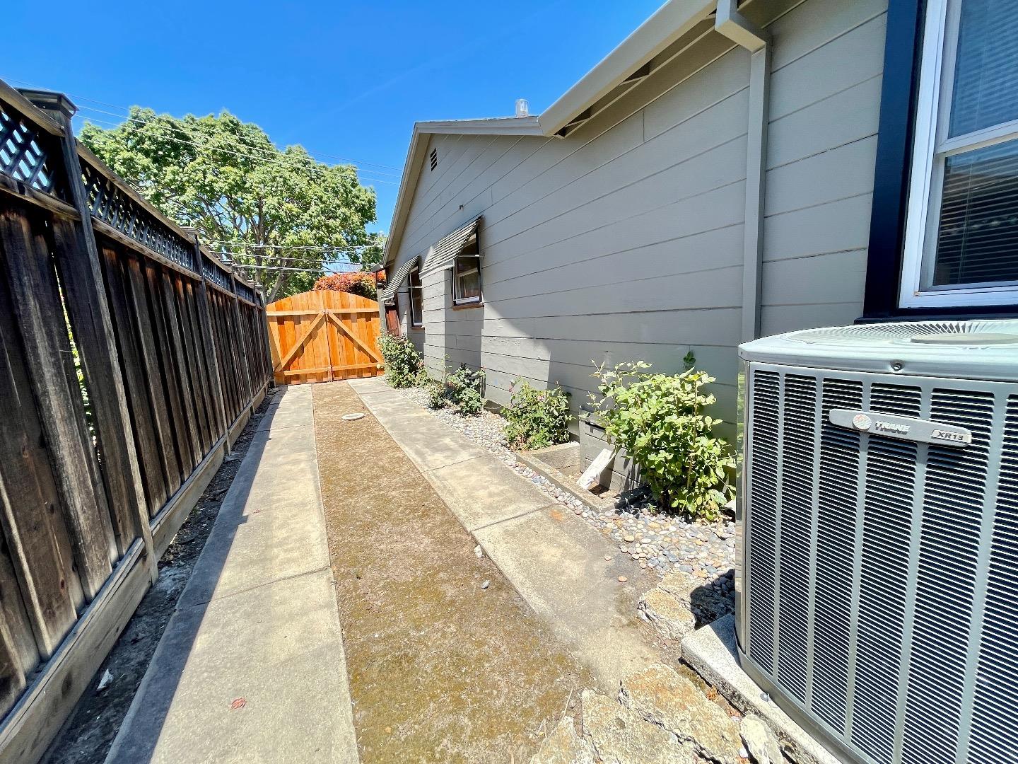 2516 Bailey Avenue San Jose, CA 95128 - Photo 54 of 54