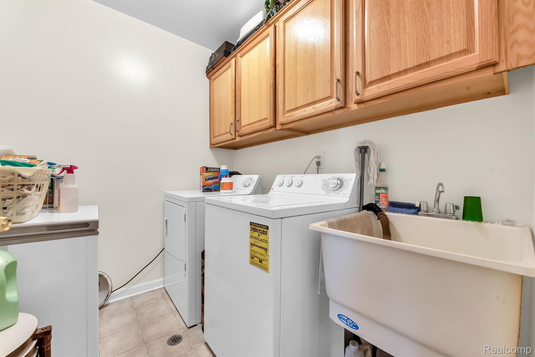 33558 Utica Road Fraser, MI 48026 - Photo 16 of 21 Gallery Image 16