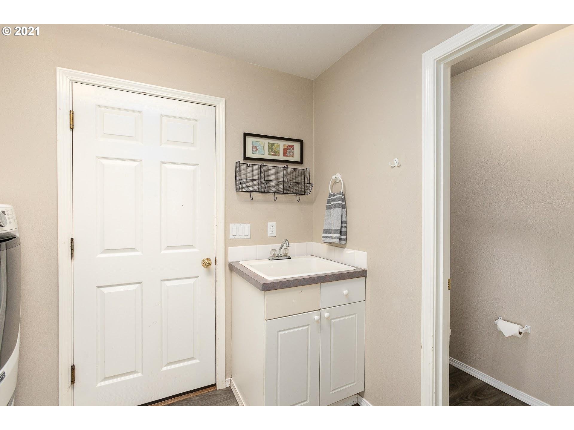 25915 Northeast Brunner Road Camas, WA 98607 - Photo 16 of 32