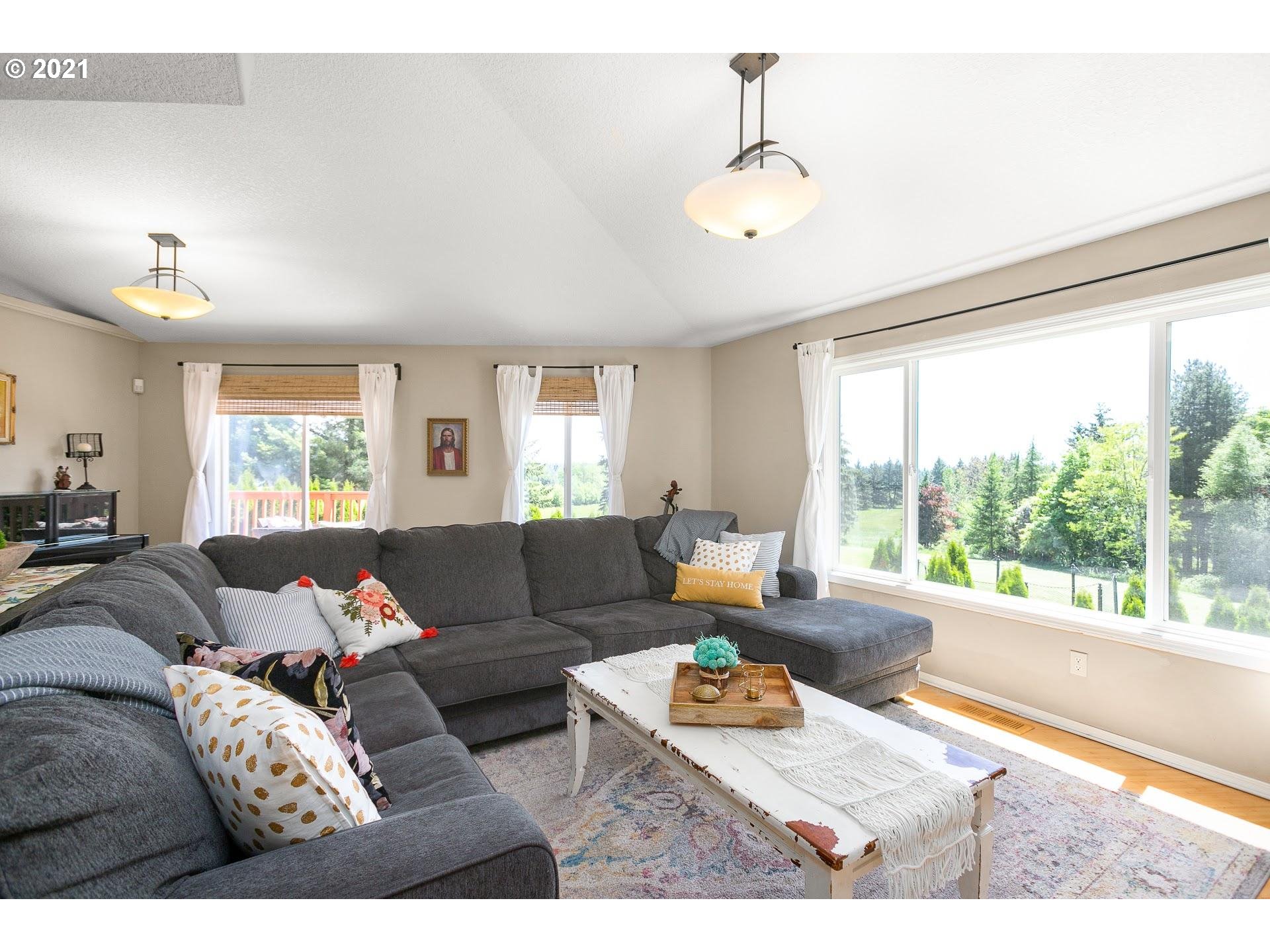 25915 Northeast Brunner Road Camas, WA 98607 - Photo 7 of 32