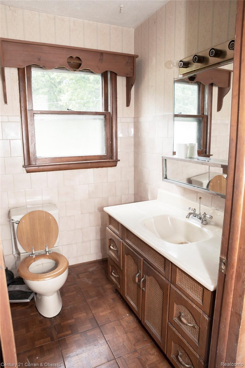 19460 Sylvia Road Romulus, MI 48174 - Photo 14 of 16 DSC_9432.jpg