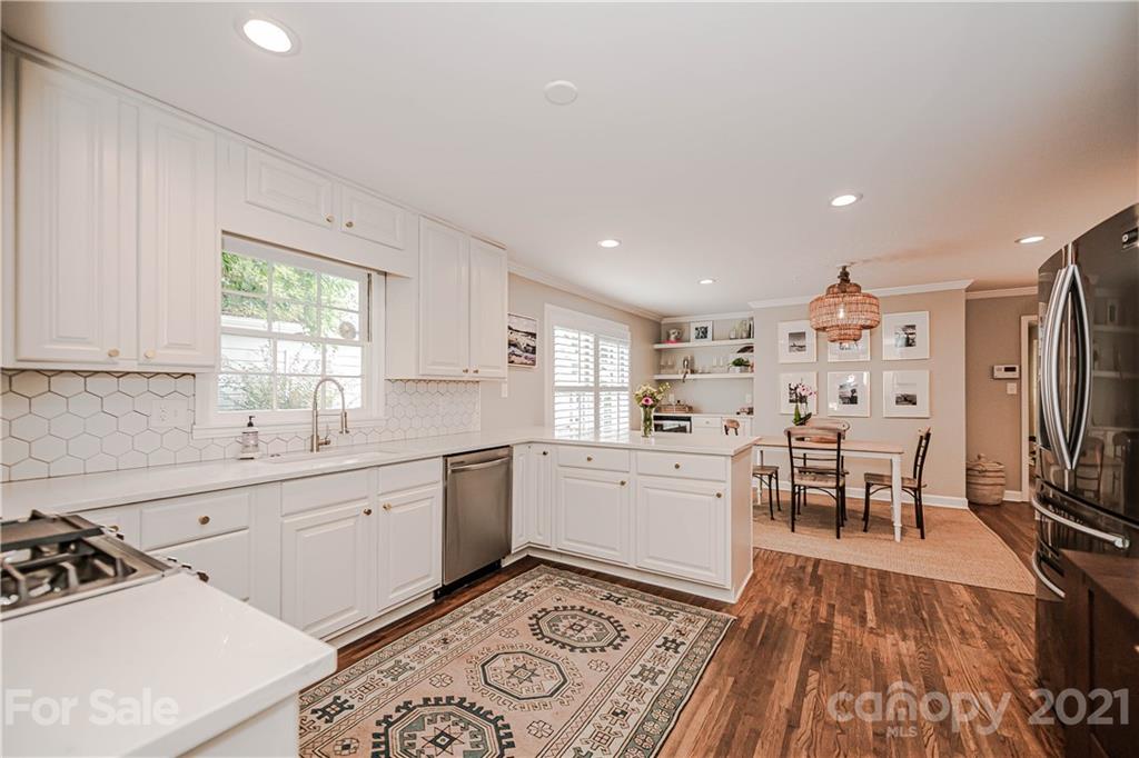 1911 Club Road Charlotte, NC 28205 - Photo 13 of 33 Gallery Image 13