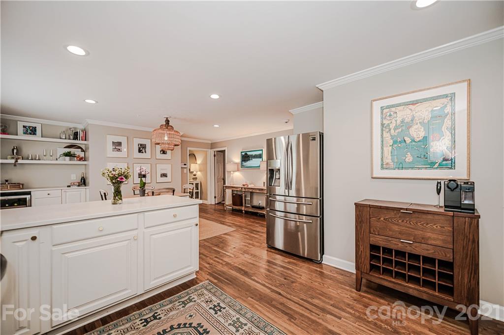1911 Club Road Charlotte, NC 28205 - Photo 14 of 33 Gallery Image 14