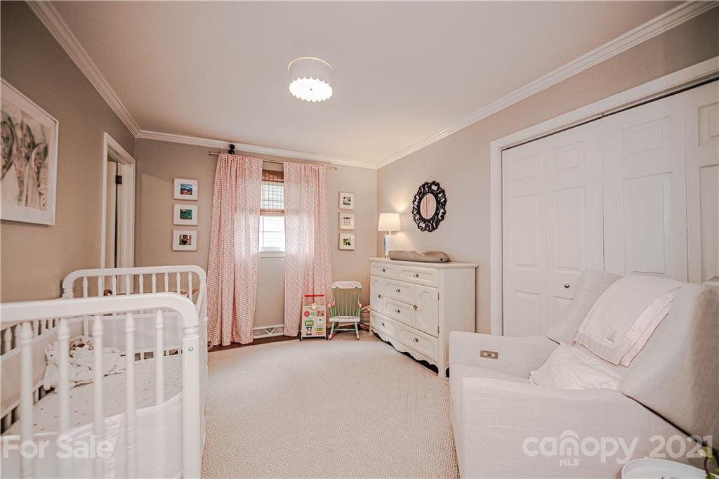 1911 Club Road Charlotte, NC 28205 - Photo 20 of 33 Gallery Image 20