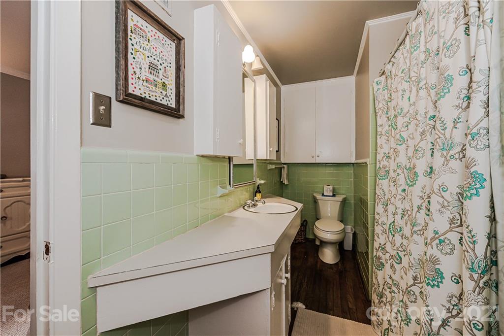 1911 Club Road Charlotte, NC 28205 - Photo 21 of 33 Gallery Image 21