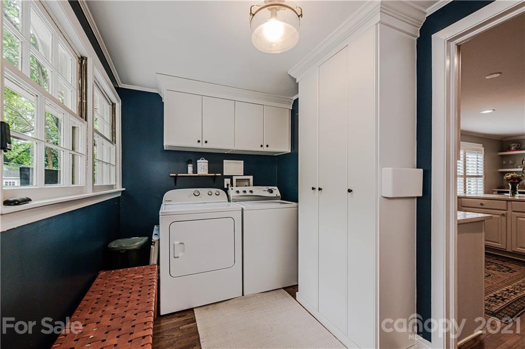 1911 Club Road Charlotte, NC 28205 - Photo 23 of 33 Gallery Image 23