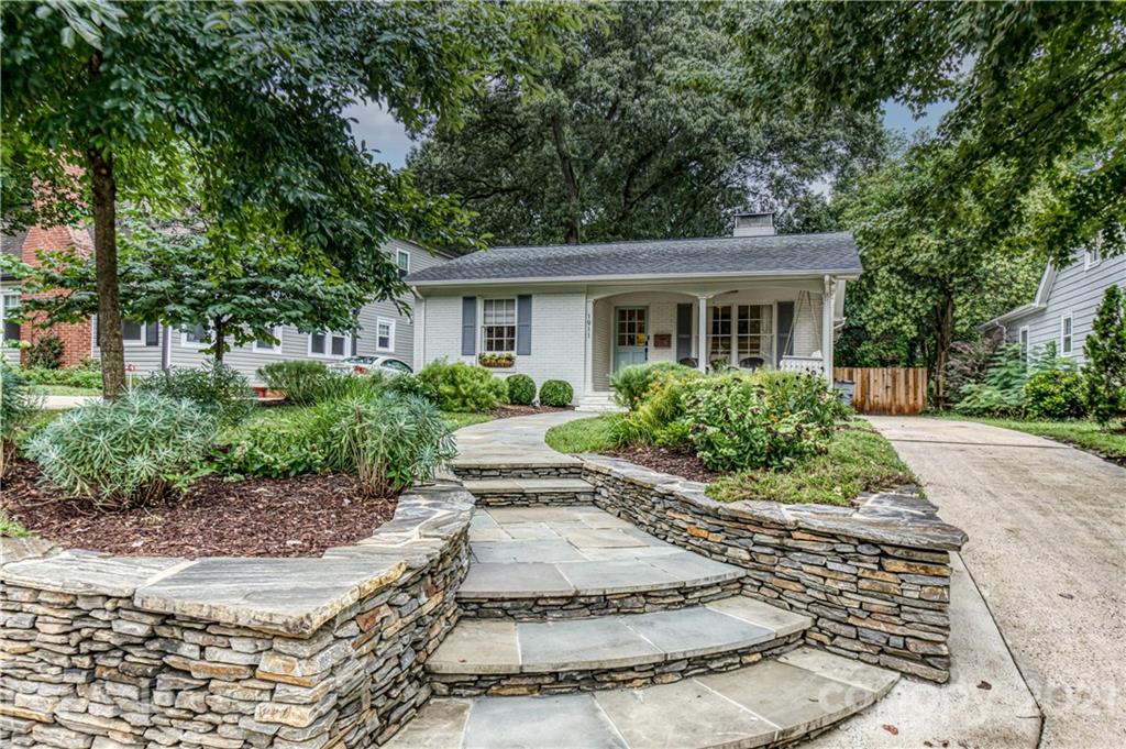 1911 Club Road Charlotte, NC 28205 - Photo 33 of 33 Gallery Image 33