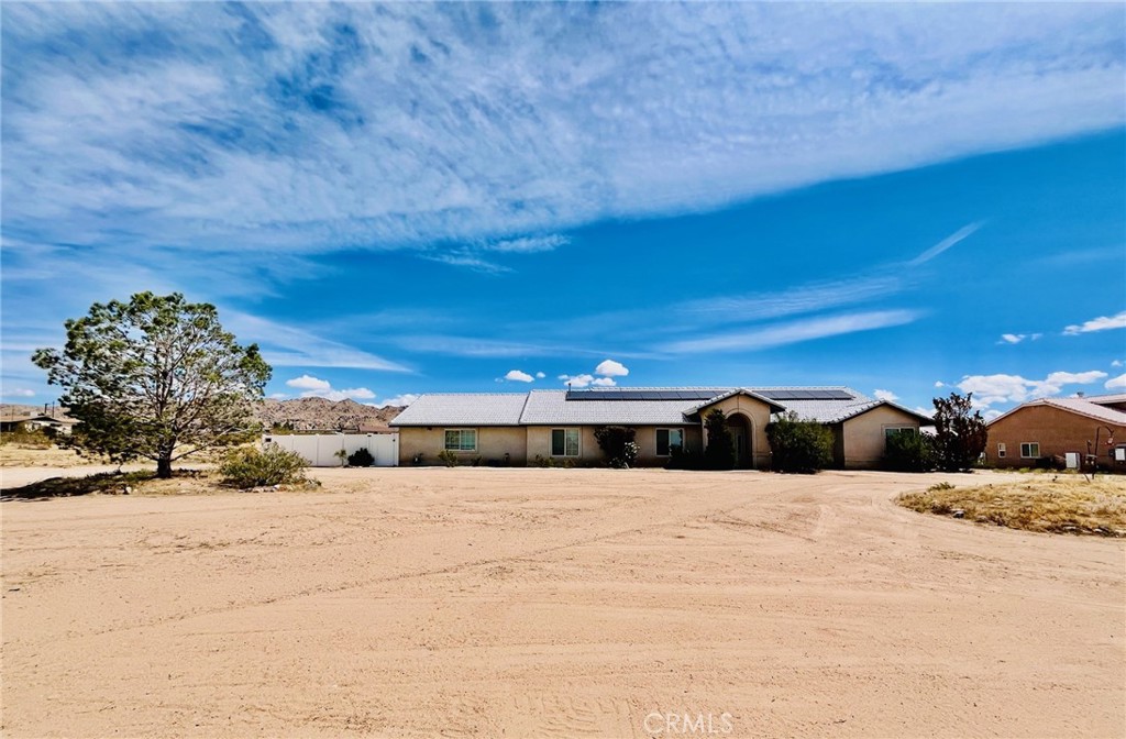 17389 Central Road Apple Valley, CA 92307 - Photo 8 of 67