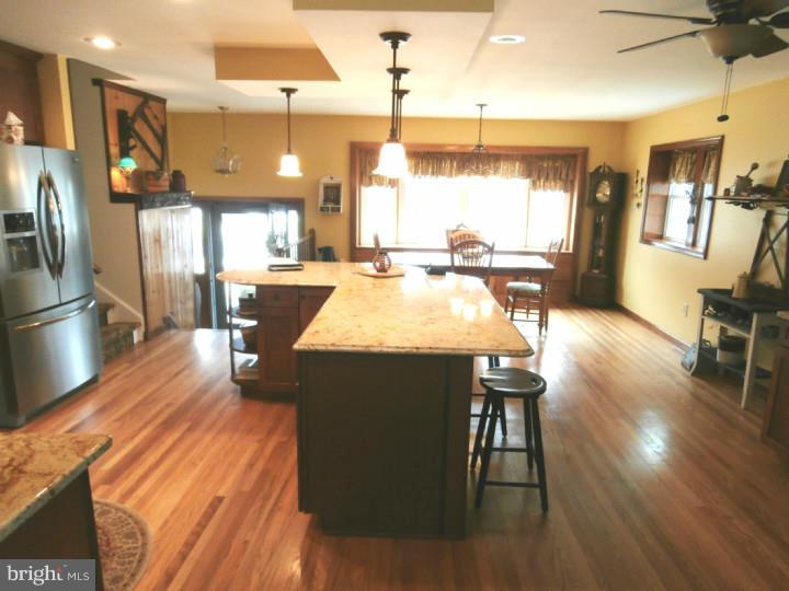 28 Hillside Road Stratford, NJ 08084 - Photo 3 of 19