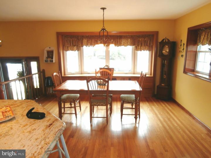 28 Hillside Road Stratford, NJ 08084 - Photo 5 of 19