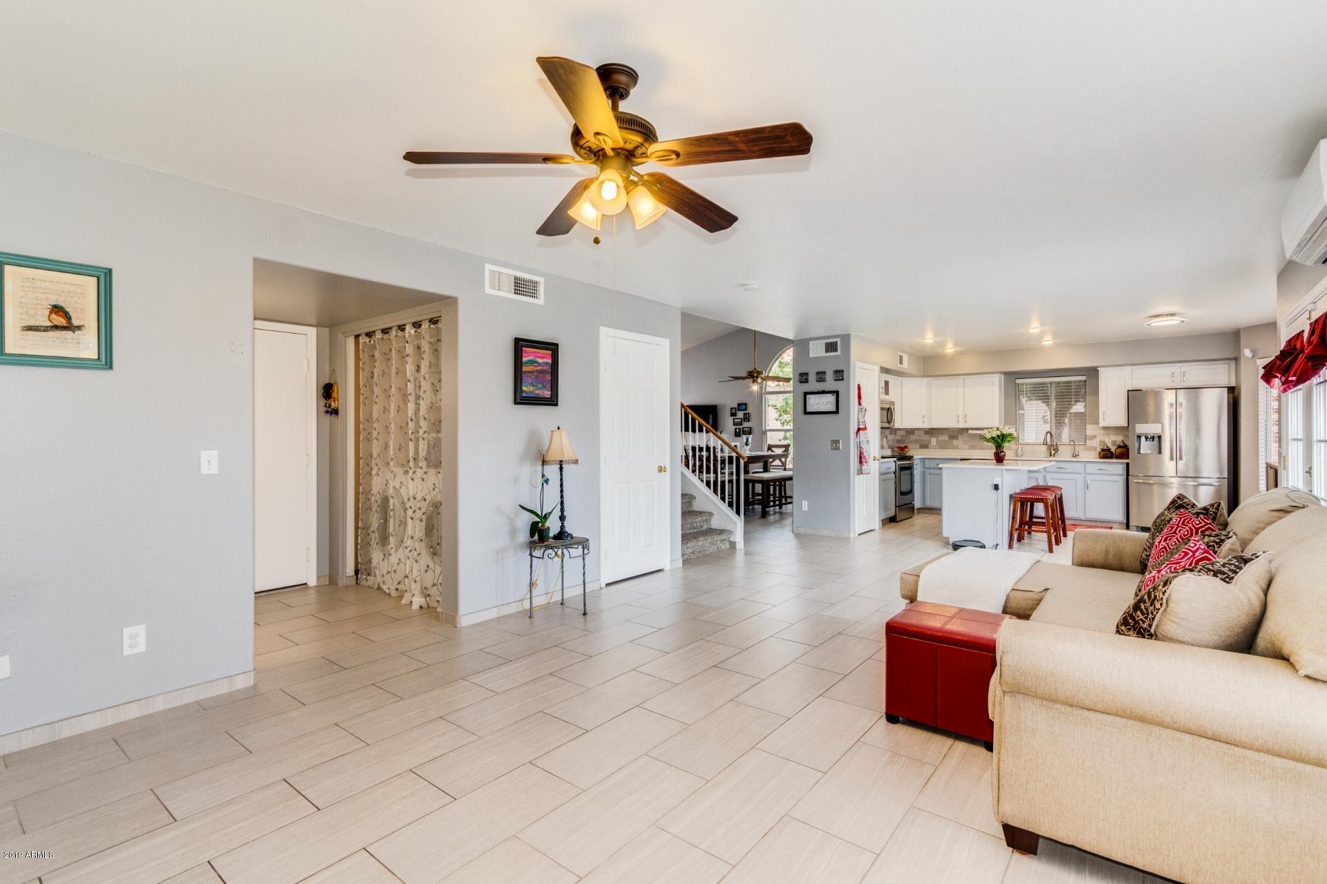 7833 West Boca Raton Road Peoria, AZ 85381 - Photo 16 of 44 Family Room