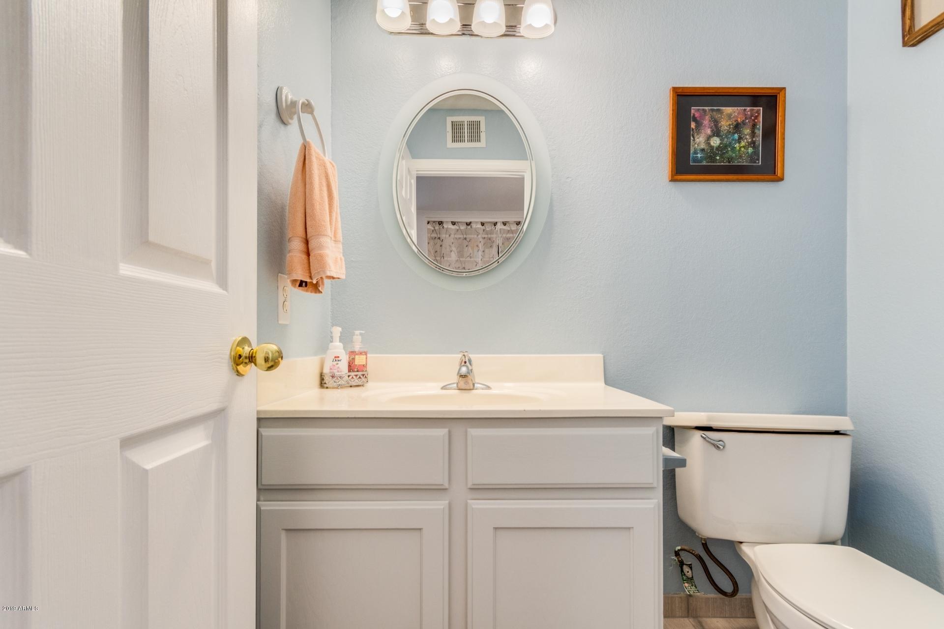 7833 West Boca Raton Road Peoria, AZ 85381 - Photo 17 of 44 Guest Bath
