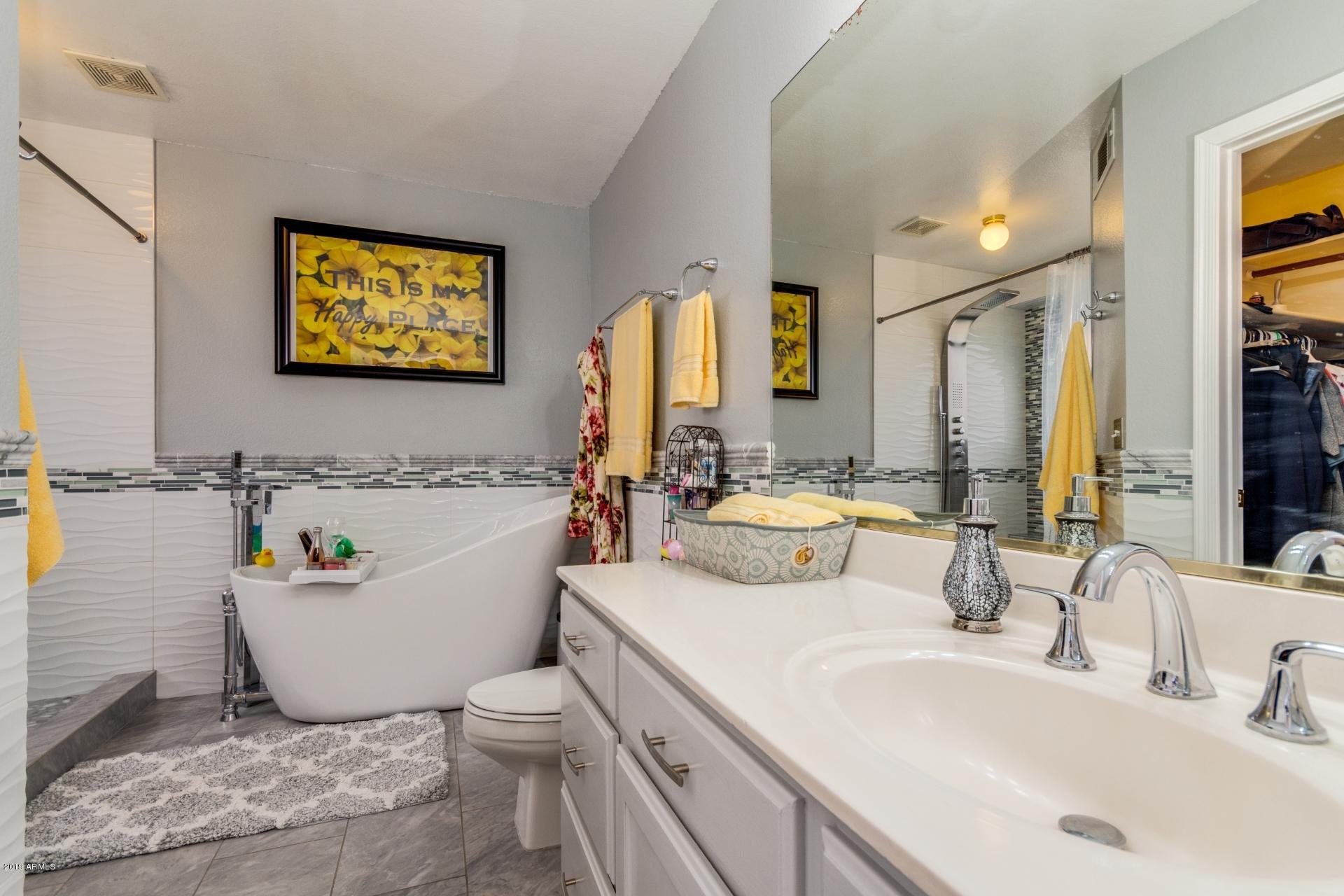 7833 West Boca Raton Road Peoria, AZ 85381 - Photo 25 of 44 Master Bath