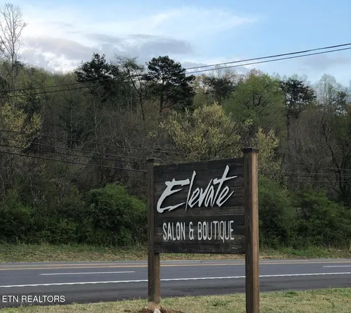 $400,000 | 1212 Clinch Avenue, Clinton, TN 37716