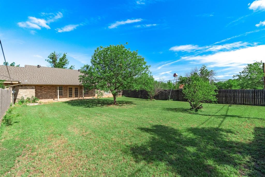 207 Locust Street Merkel, TX 79536 - Photo 37 of 40
