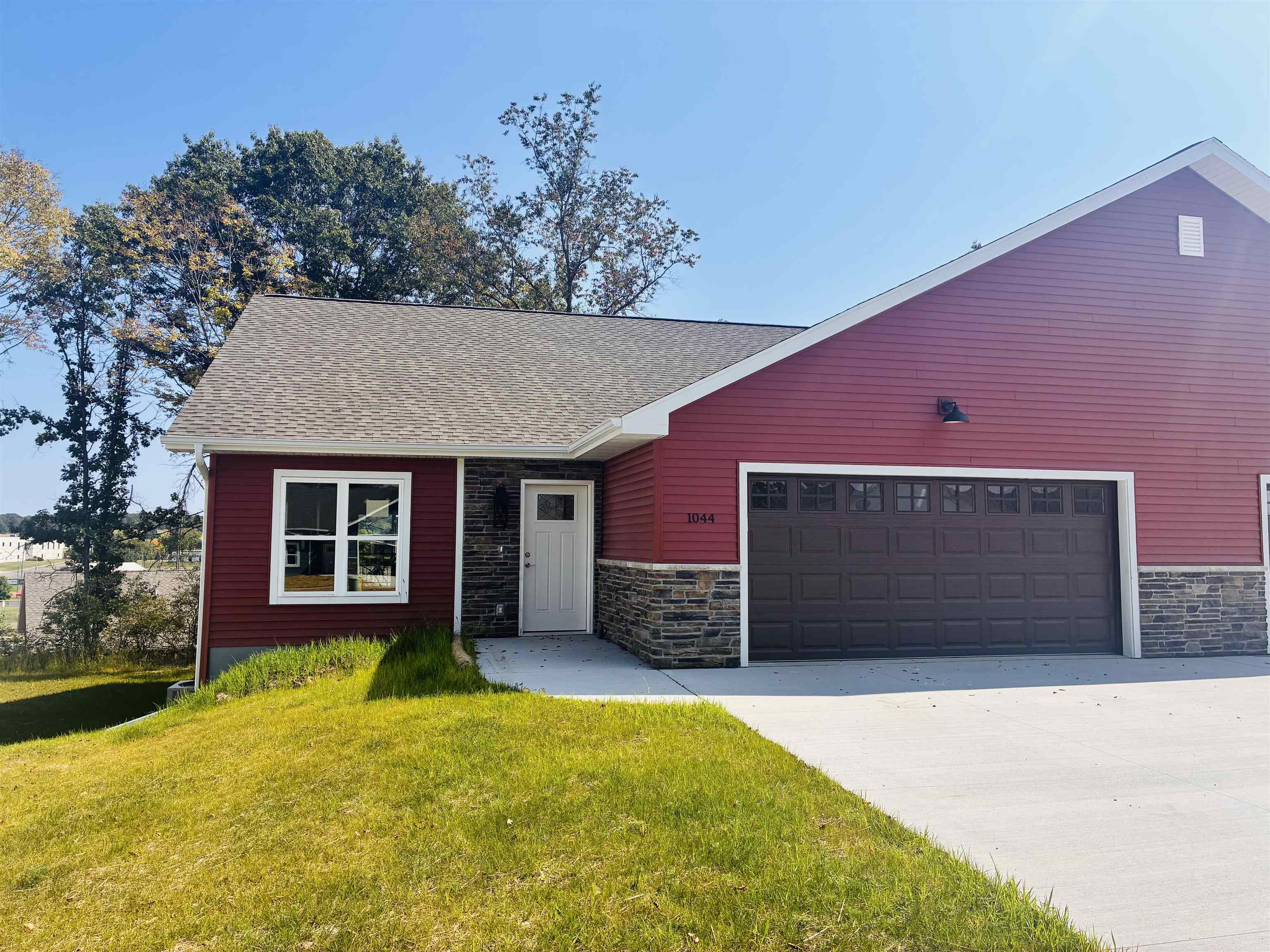 1044 Armida Reedsburg, WI 53959 - Photo 1 of 41