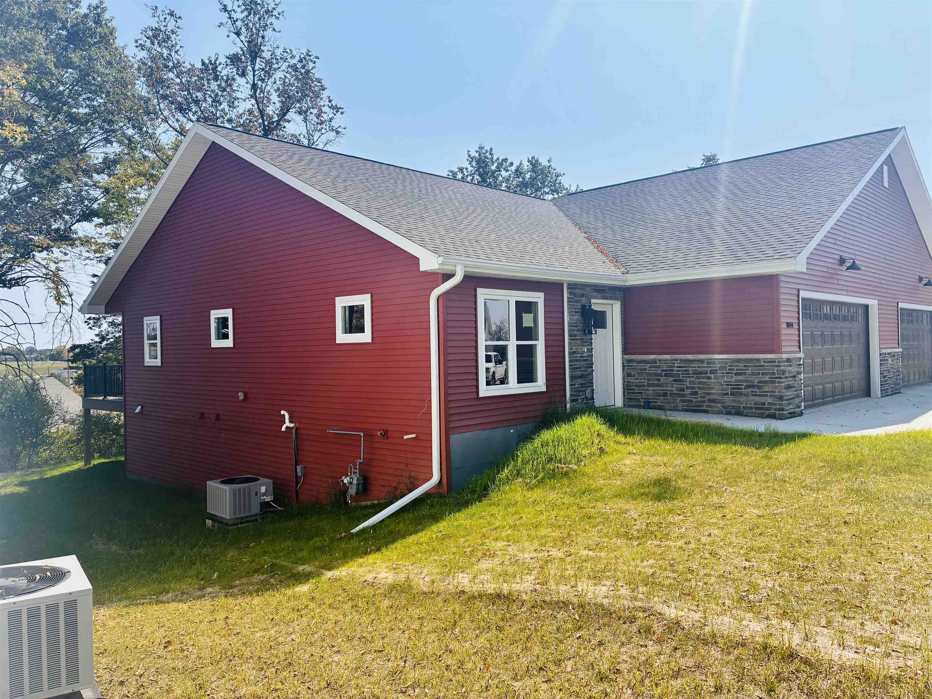 1044 Armida Reedsburg, WI 53959 - Photo 38 of 41