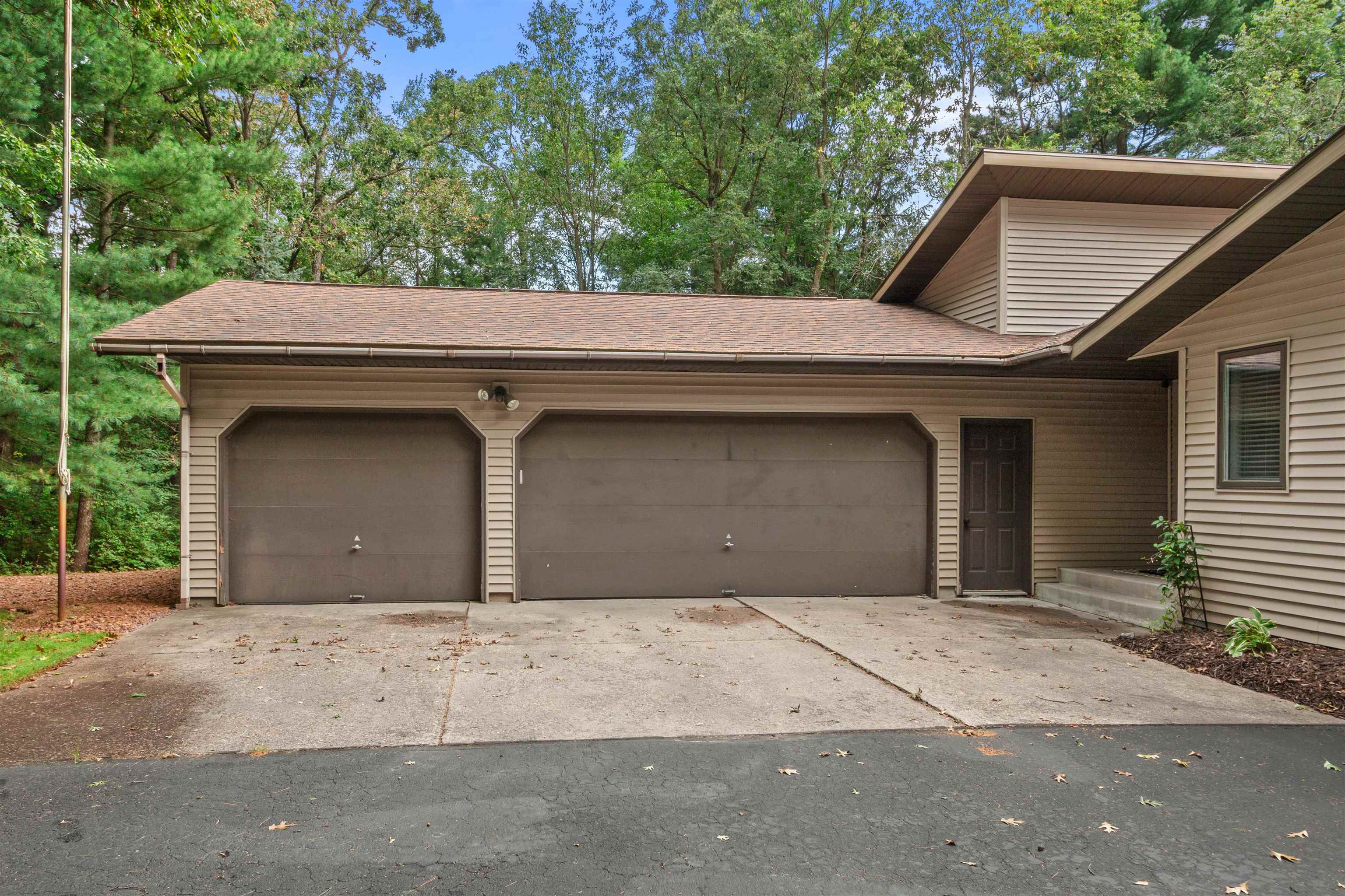 313 Woodland Drive Stevens Point, WI 54482 - Photo 40 of 48