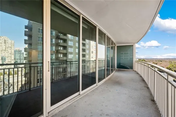 $2,250 | 3338 Peachtree Road Northeast, Unit 1606, Atlanta, GA 30326