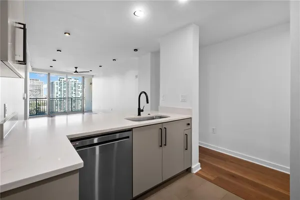 $2,250 | 3338 Peachtree Road Northeast, Unit 1606, Atlanta, GA 30326