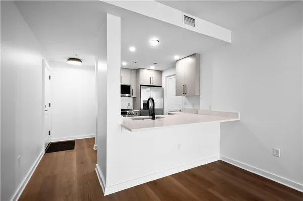 $2,250 | 3338 Peachtree Road Northeast, Unit 1606, Atlanta, GA 30326