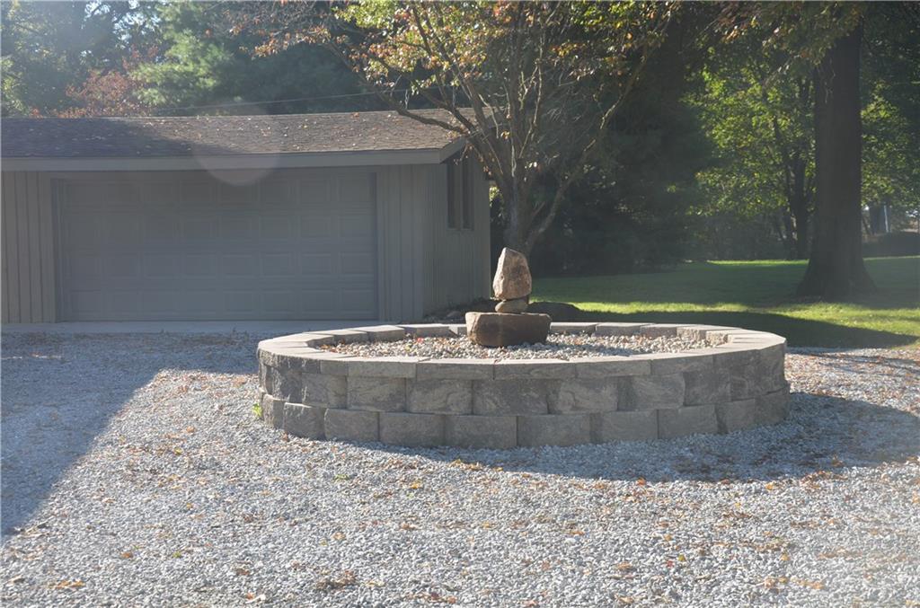 2587 North Centerline Road Franklin, IN 46131 - Photo 3 of 25 Gallery Image 3